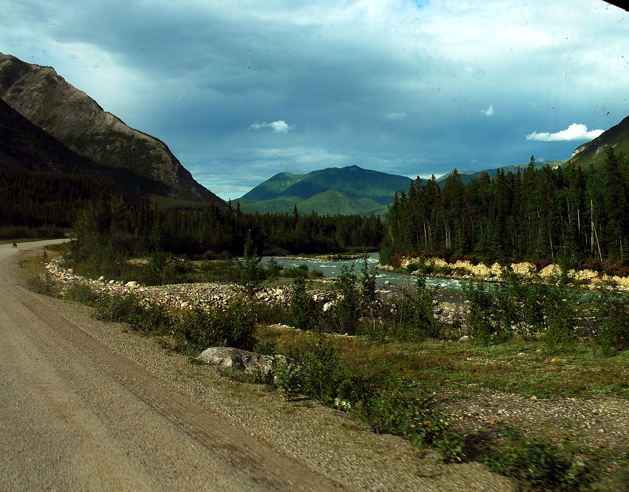 2013-07-28, 097, Alaskan Hwy Mile 0 - 496 BC, CA