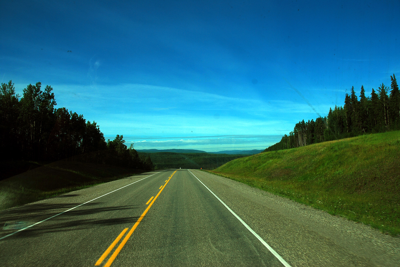 2013-07-29, 004, Alaskan Hwy Mile ... 981, BC-YT, CA