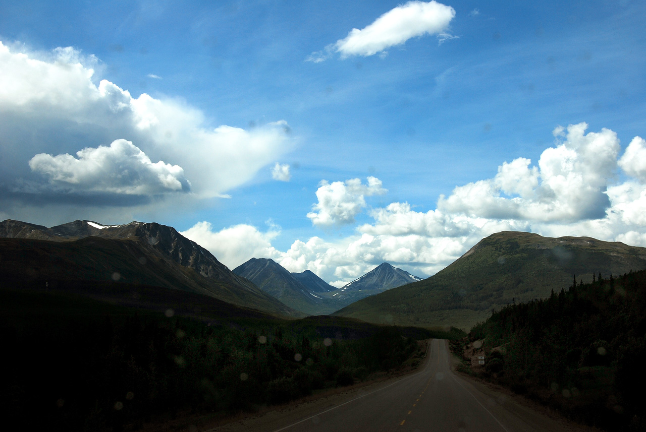 2013-07-29, 034, Alaskan Hwy Mile ... 981, BC-YT, CA