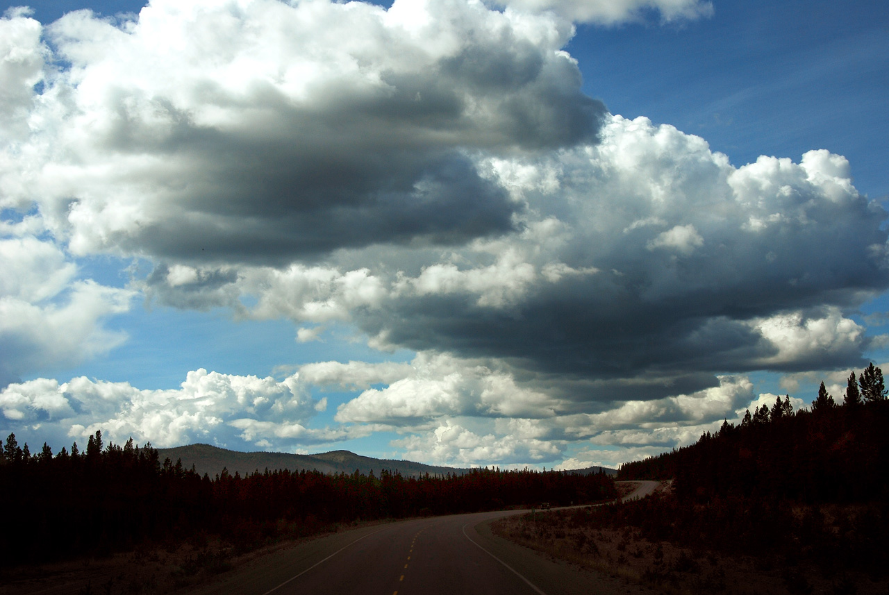 2013-07-29, 036, Alaskan Hwy Mile ... 981, BC-YT, CA