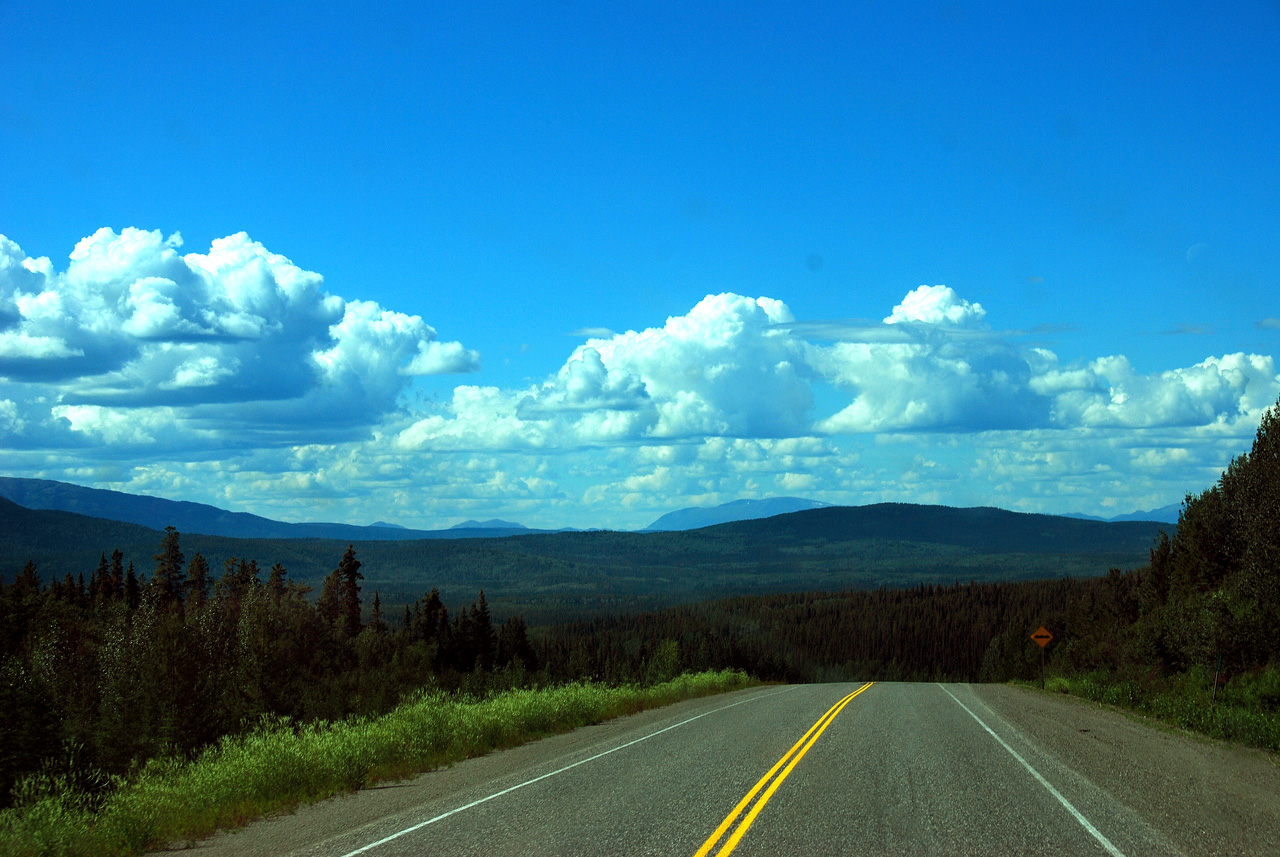 2013-07-29, 049, Alaskan Hwy Mile ... 981, BC-YT, CA