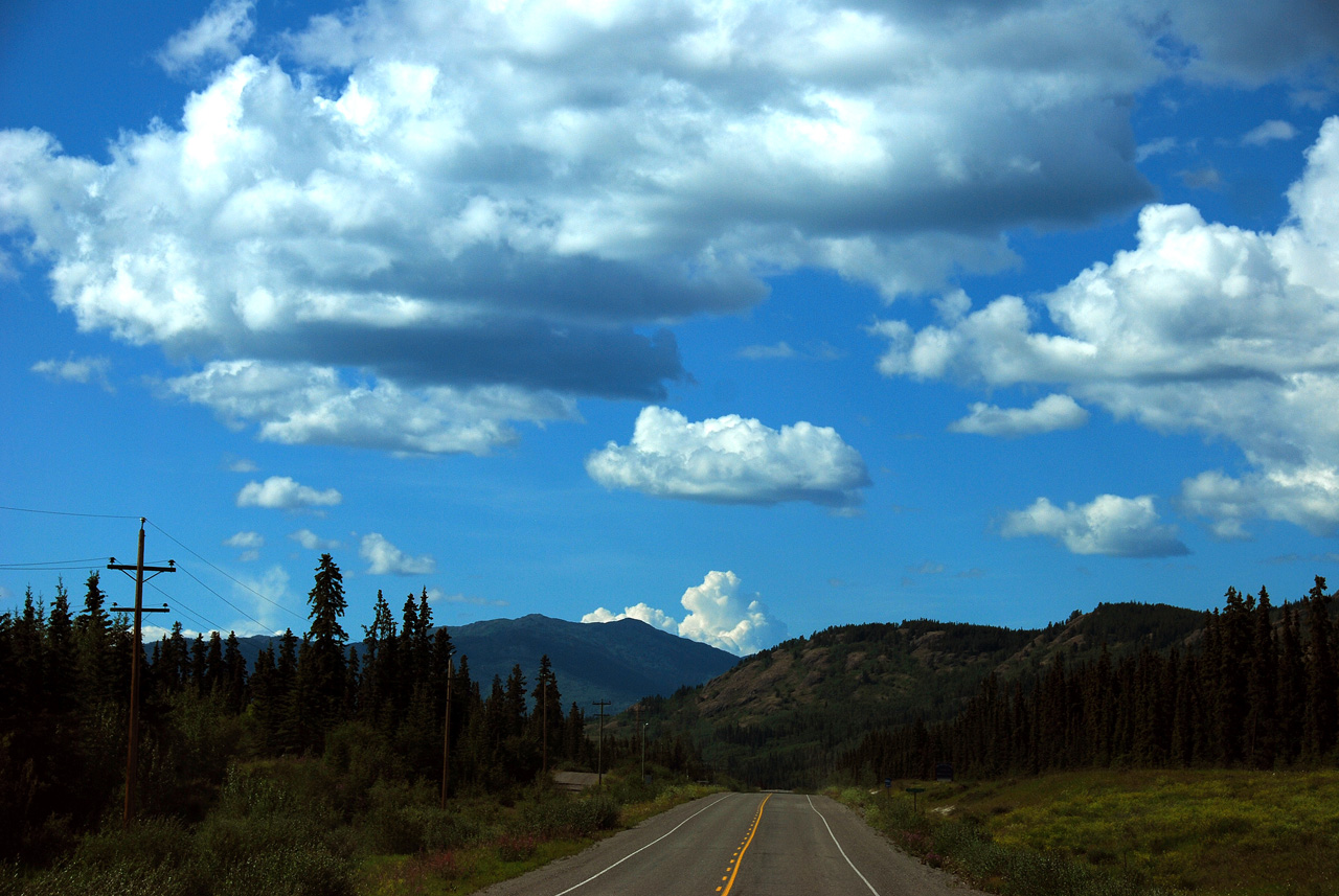 2013-07-29, 068, Alaskan Hwy Mile ... 981, BC-YT, CA