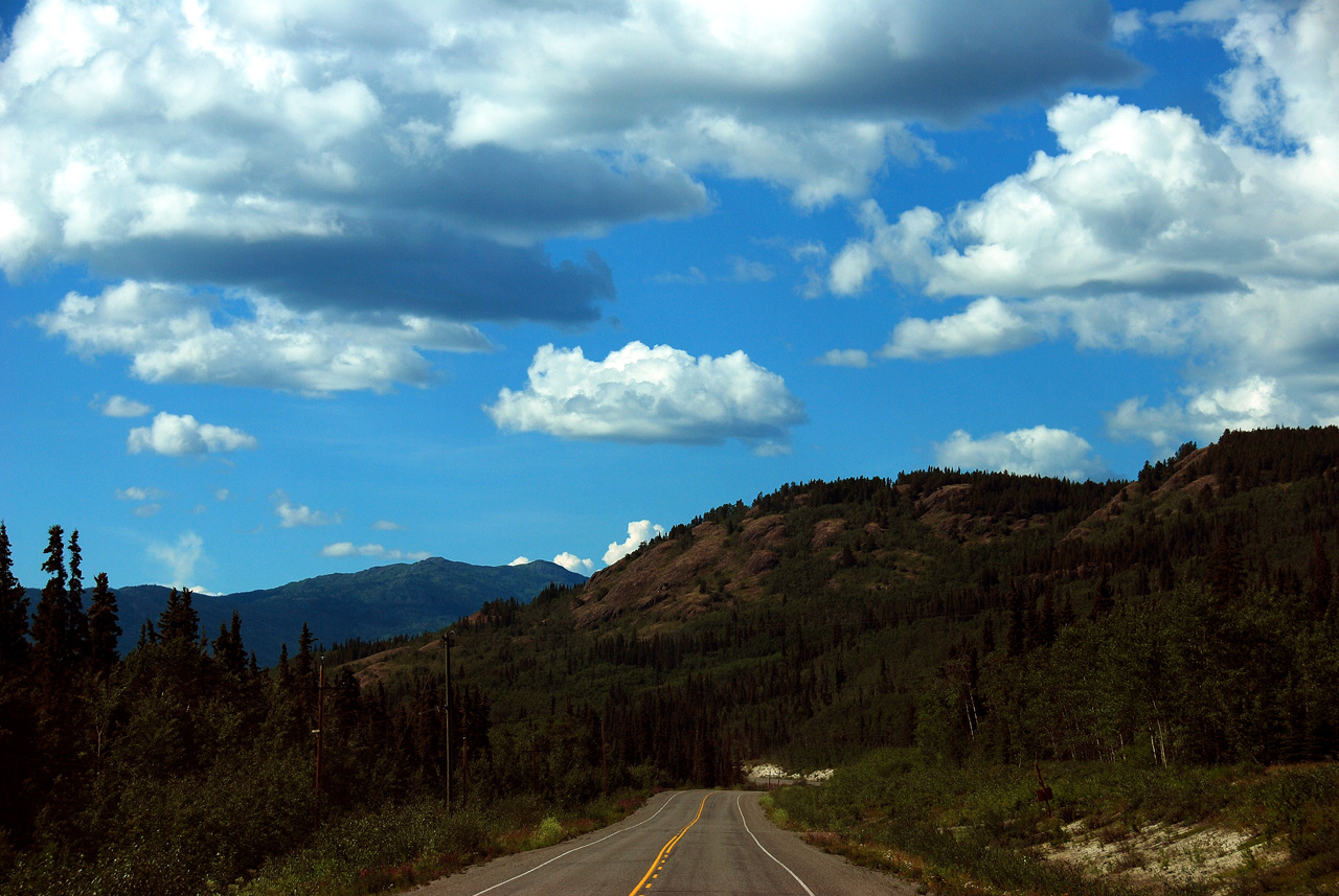 2013-07-29, 069, Alaskan Hwy Mile ... 981, BC-YT, CA