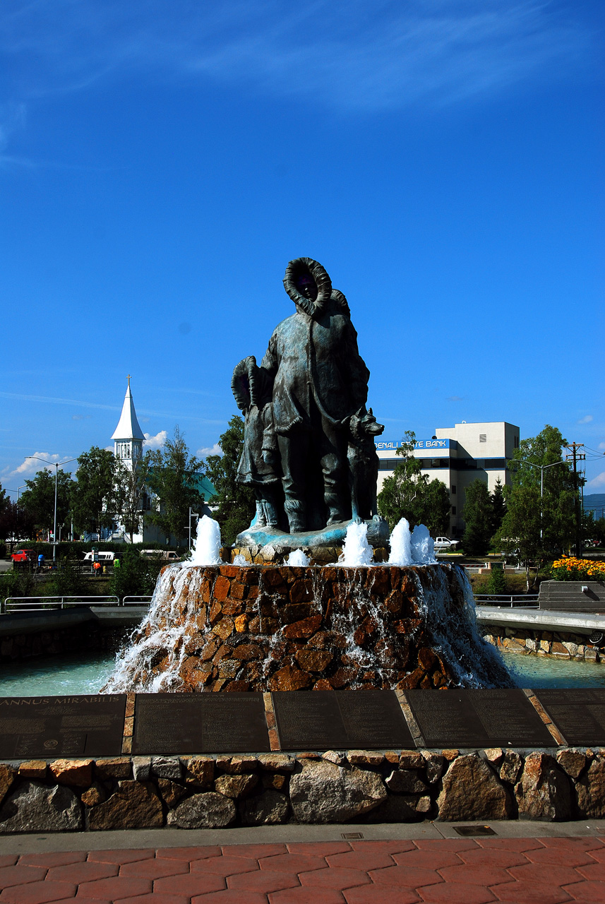 2013-08-01, 009, Golden Heart Plaza, AK