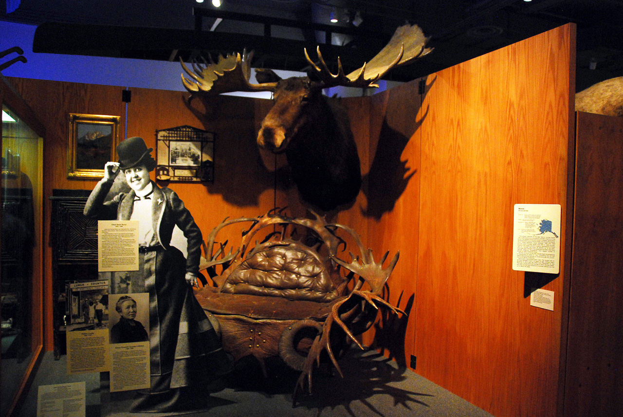 2013-08-02, 018, UA Museum of the North, Fairbanks, AK