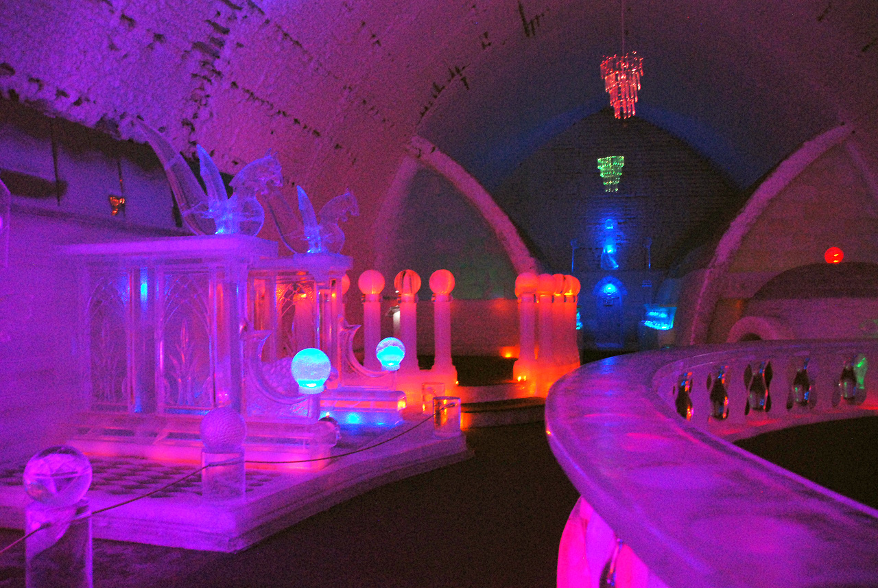 2013-08-04, 008, Aurora Ice Museum