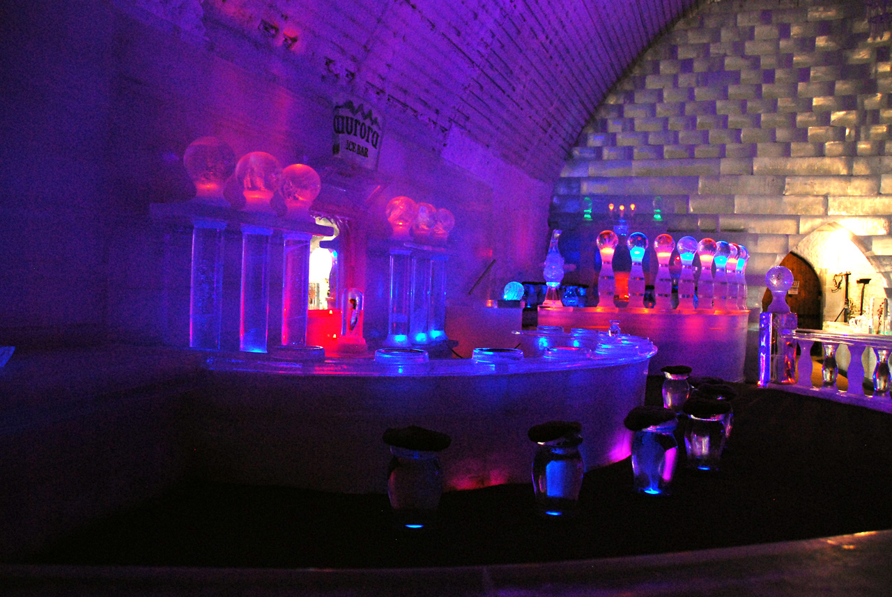 2013-08-04, 025, Aurora Ice Museum