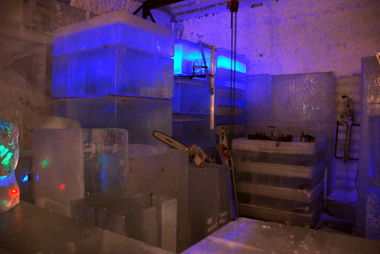 2013-08-04, 062, Aurora Ice Museum