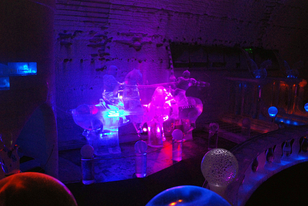 2013-08-04, 072, Aurora Ice Museum