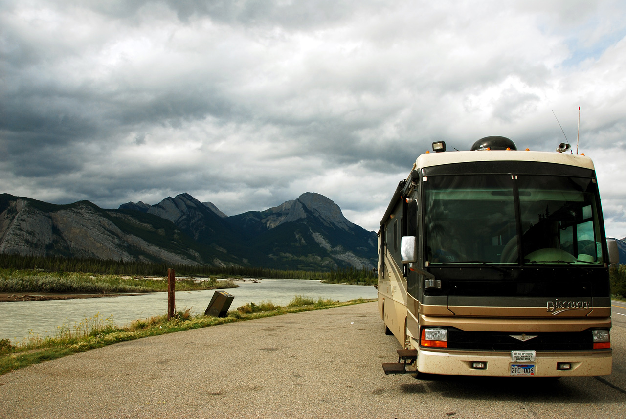 2013-08-18, 006, Along Rt 16 in Jasper NP, AB