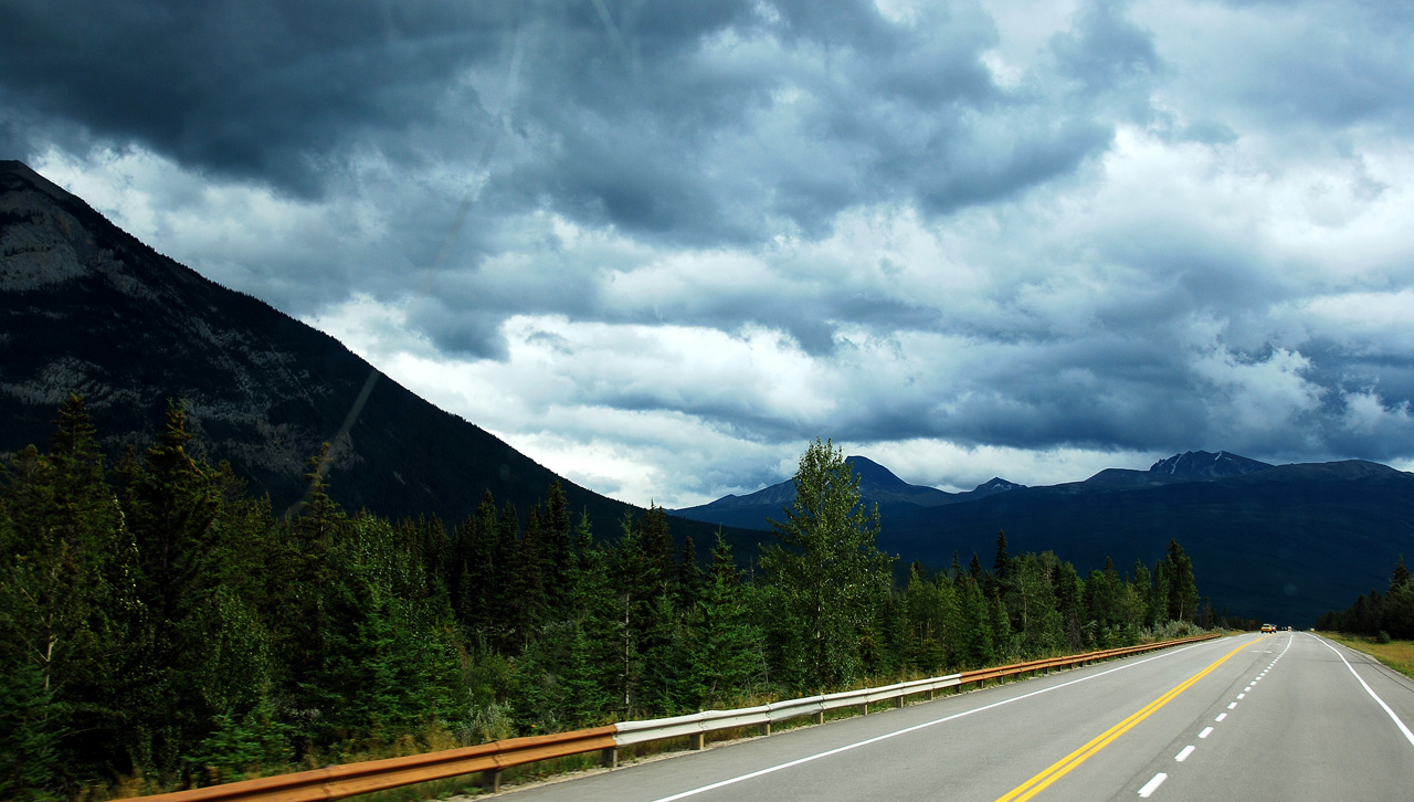 2013-08-18, 012, Along Rt 16 in Jasper NP, AB