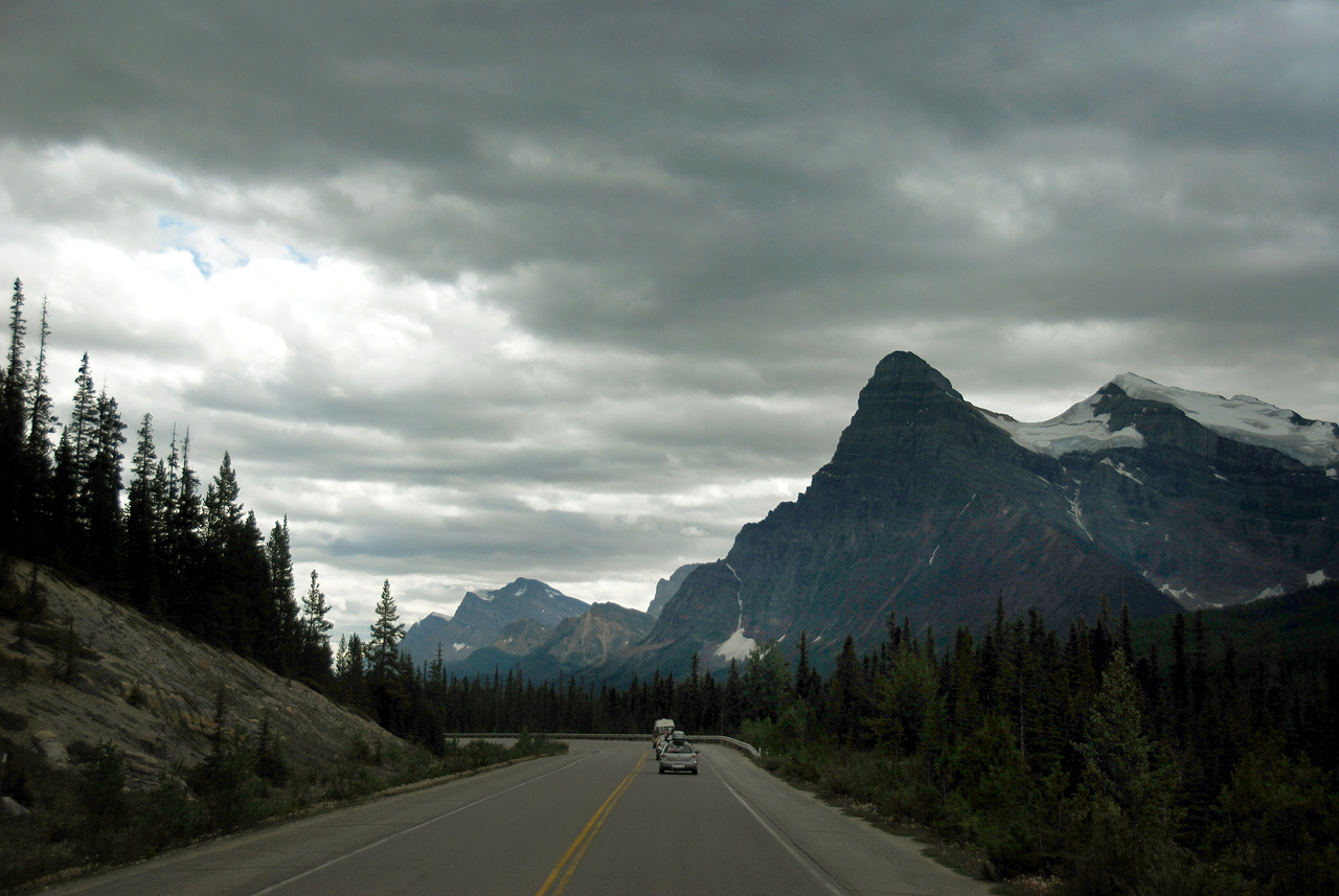 2013-08-19, 021, Along the 'Icefields Pkwy' in Banff, AB