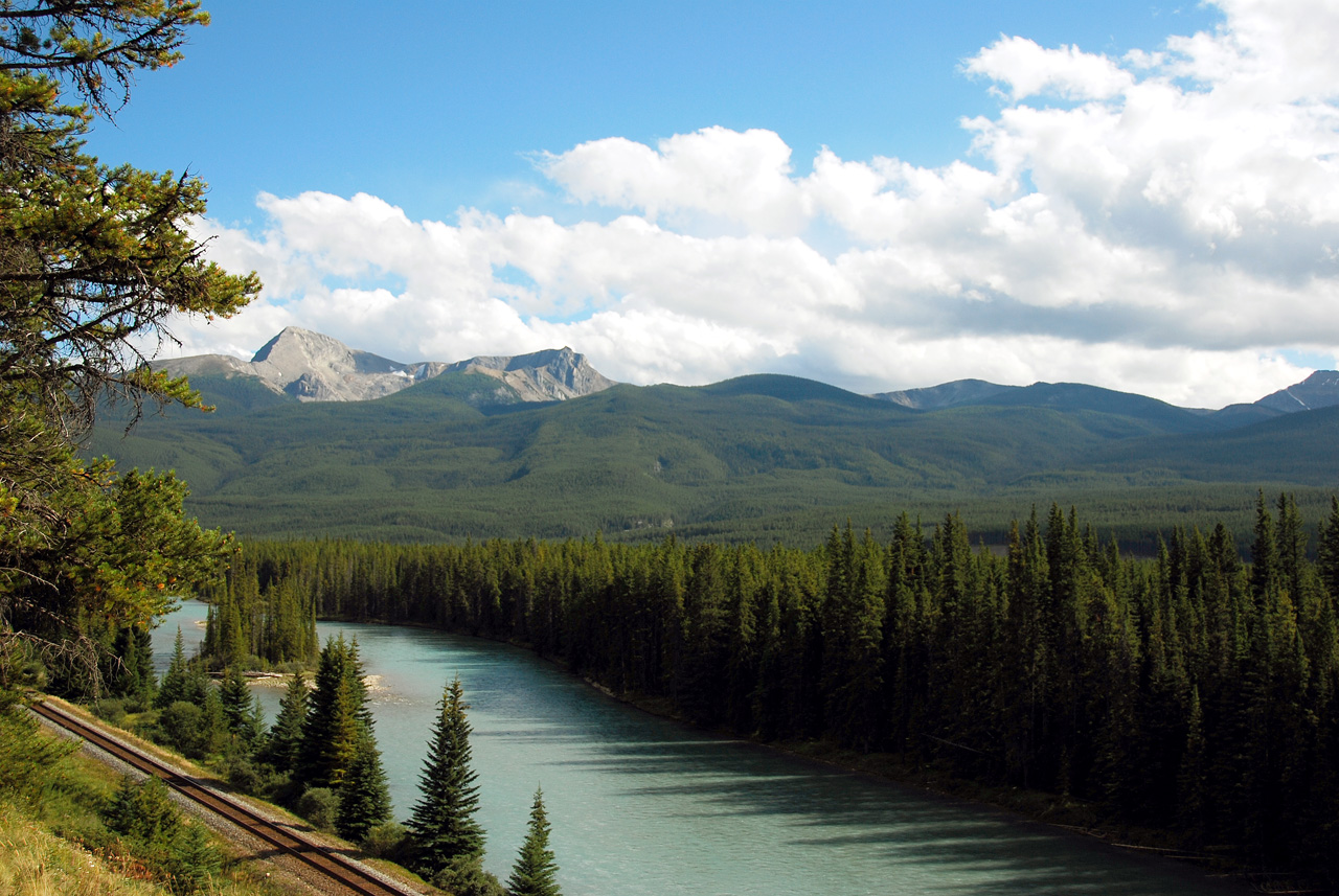 2013-08-19, 068, Along the 'Bow Valley Pkwy in Banff, AB