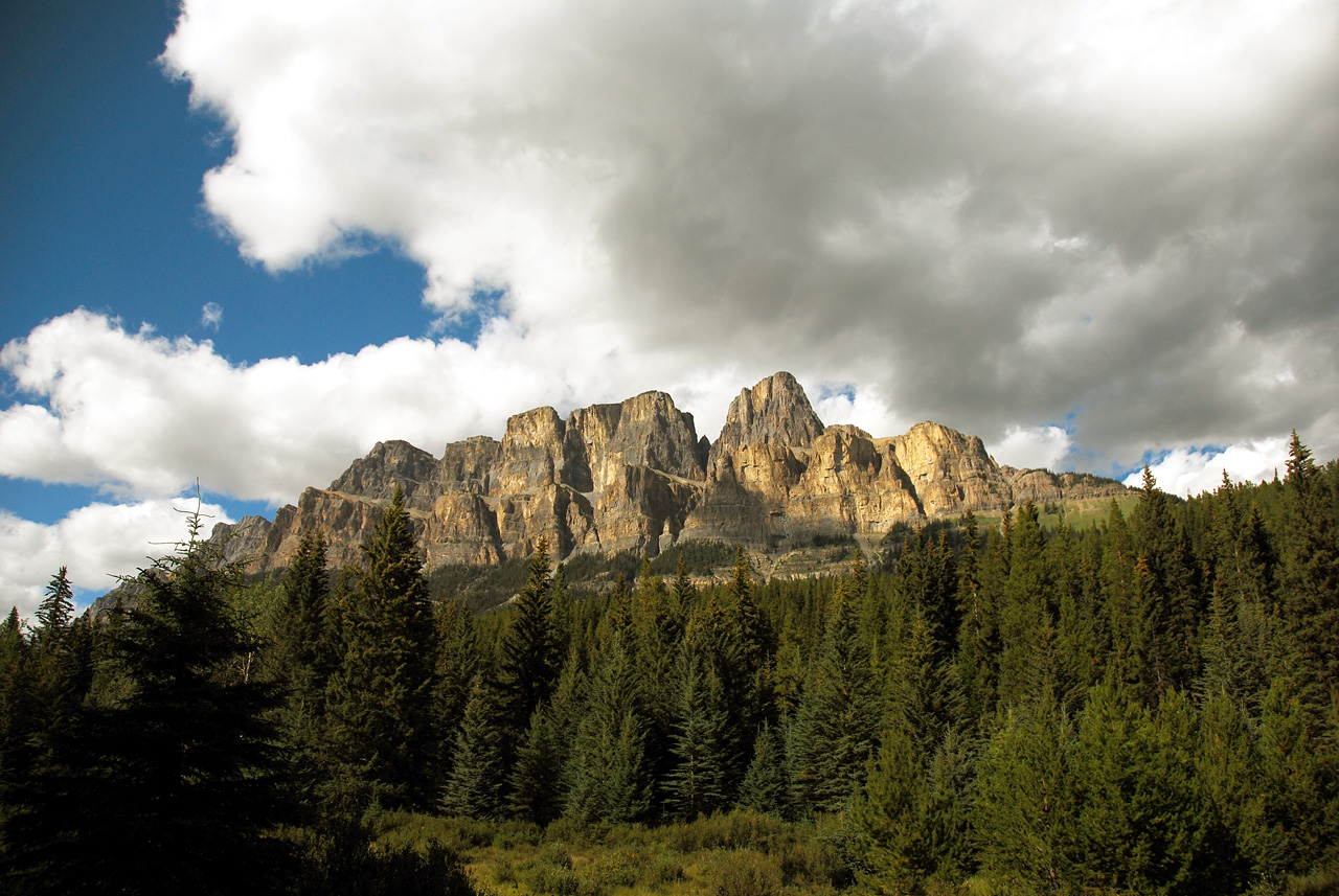 2013-08-19, 071, Along the 'Bow Valley Pkwy in Banff, AB