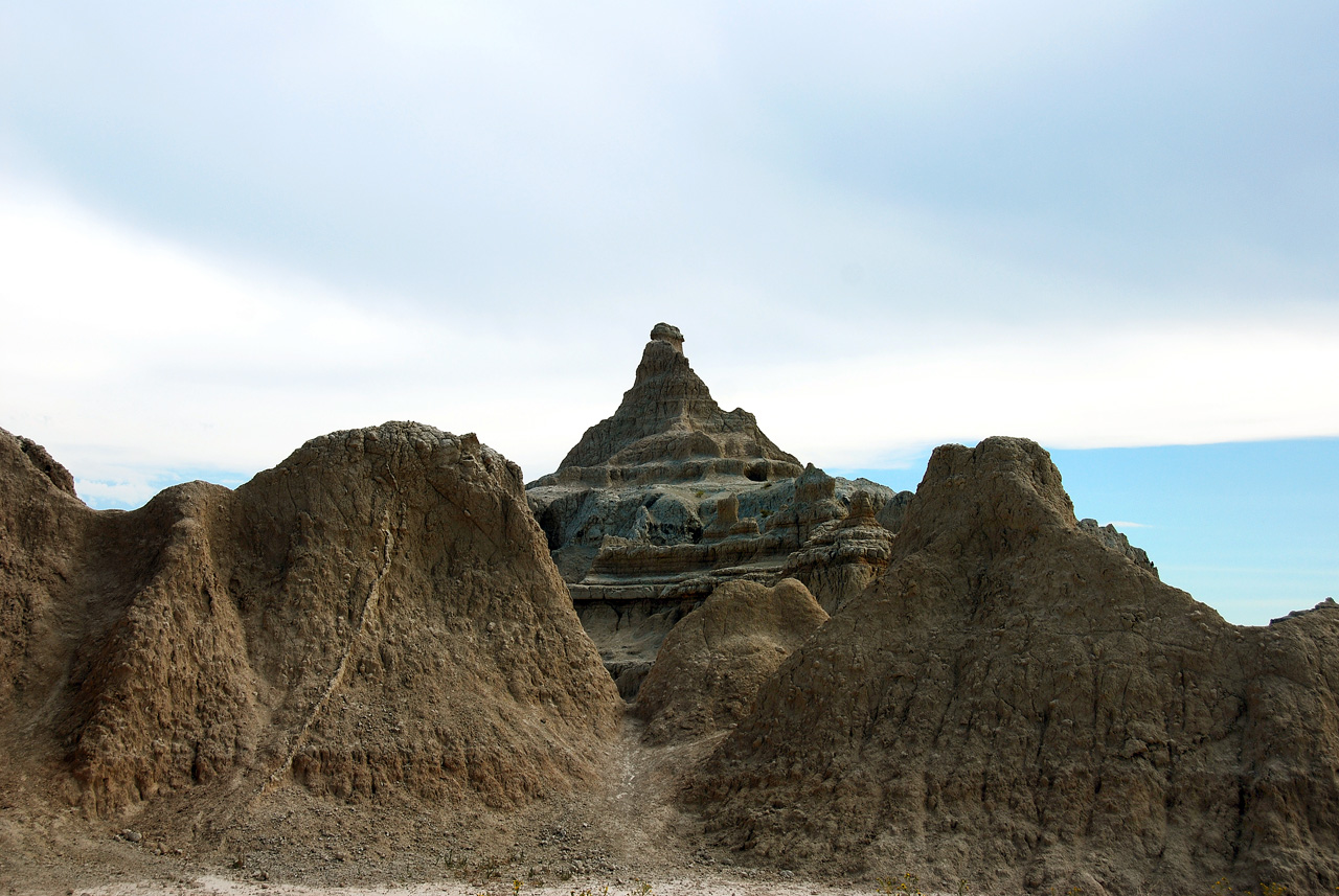 2013-08-31, 002, Windows Trail, Badlands NP, SD