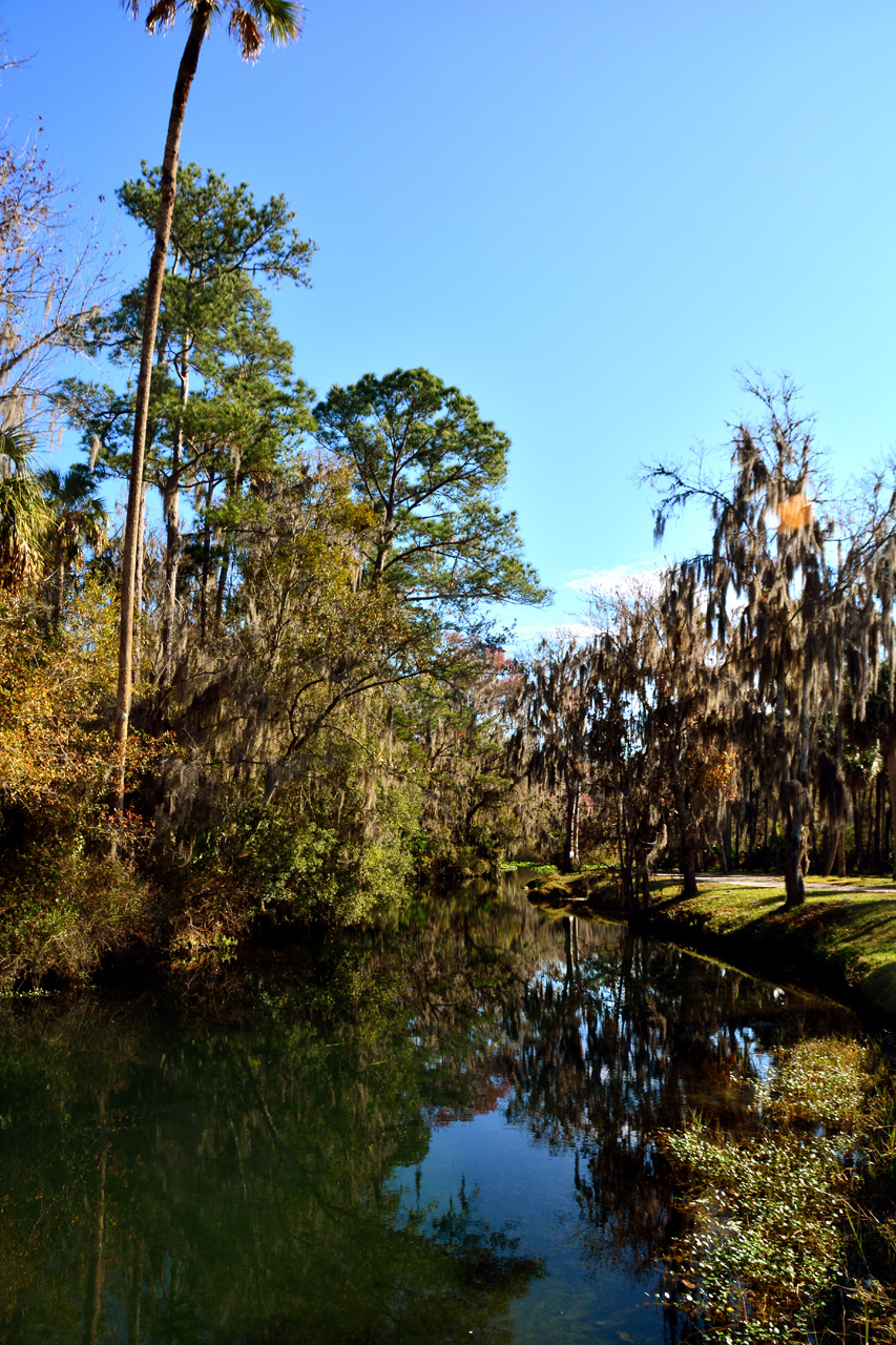 2014-01-09, 026, Along the River