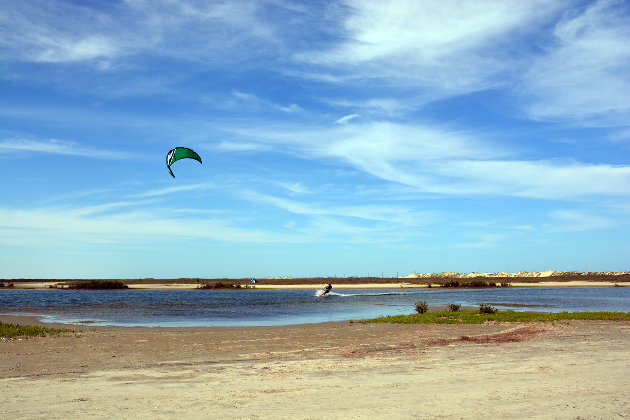 2014-04-09, 067, Kiting, S Padre Island, TX