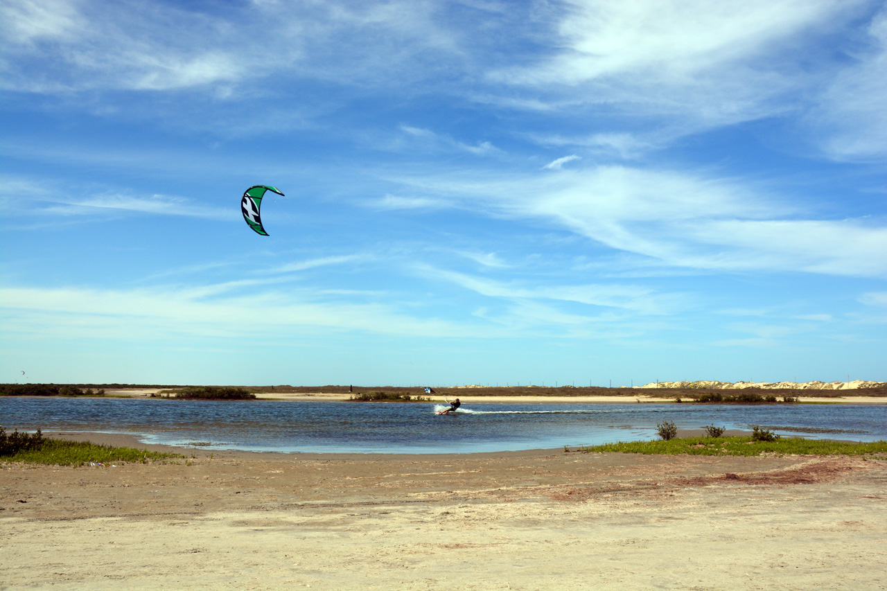 2014-04-09, 068, Kiting, S Padre Island, TX