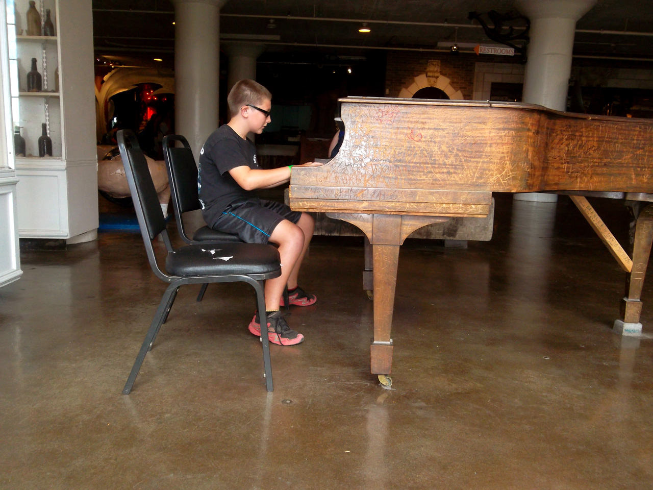 2014-07-16, 002, City Museum, St Louis, MO