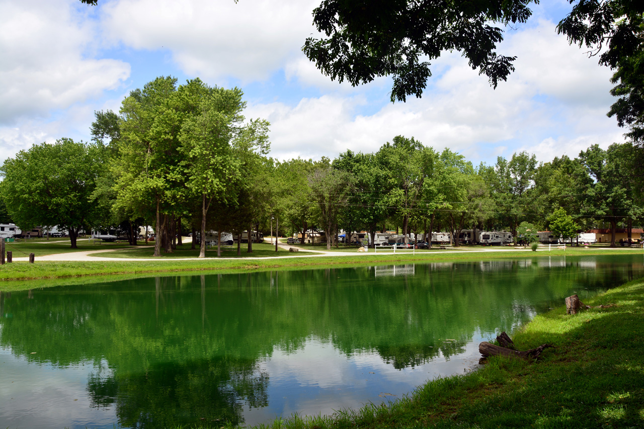 2014-06-20, 006, Pin Oak Creek-Lake