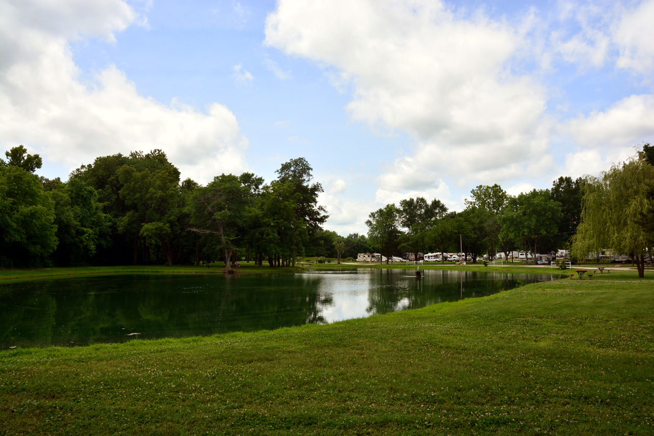 2014-06-20, 011, Pin Oak Creek-Lake