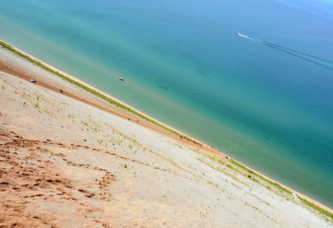 2014-08-20, 052, Climbing Down and Up to-from the Beach, SBD NL
