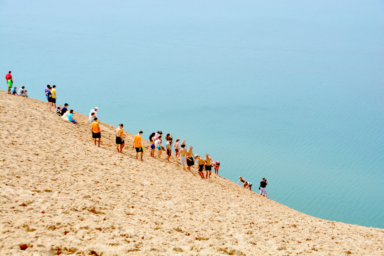 2014-08-20, 059, Climbing Down and Up to-from the Beach, SBD NL