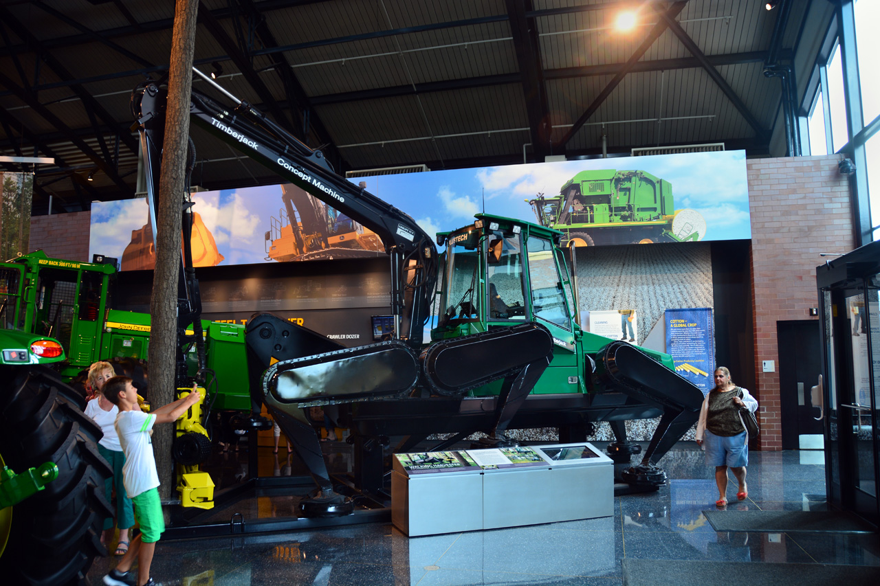 2014-08-27, 043, John Deere Pavilion, IL