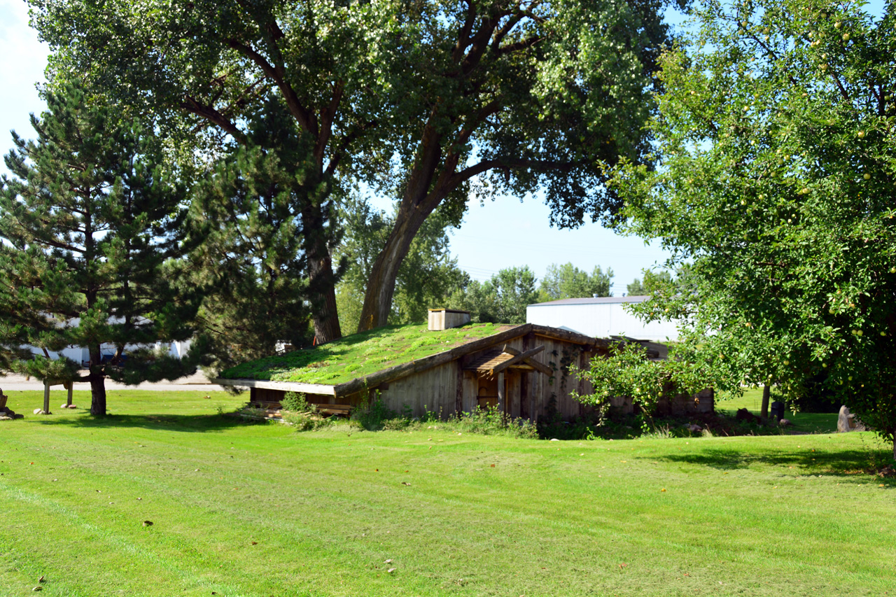 2014-09-03, 009, Viking House, Elk Horn, IA