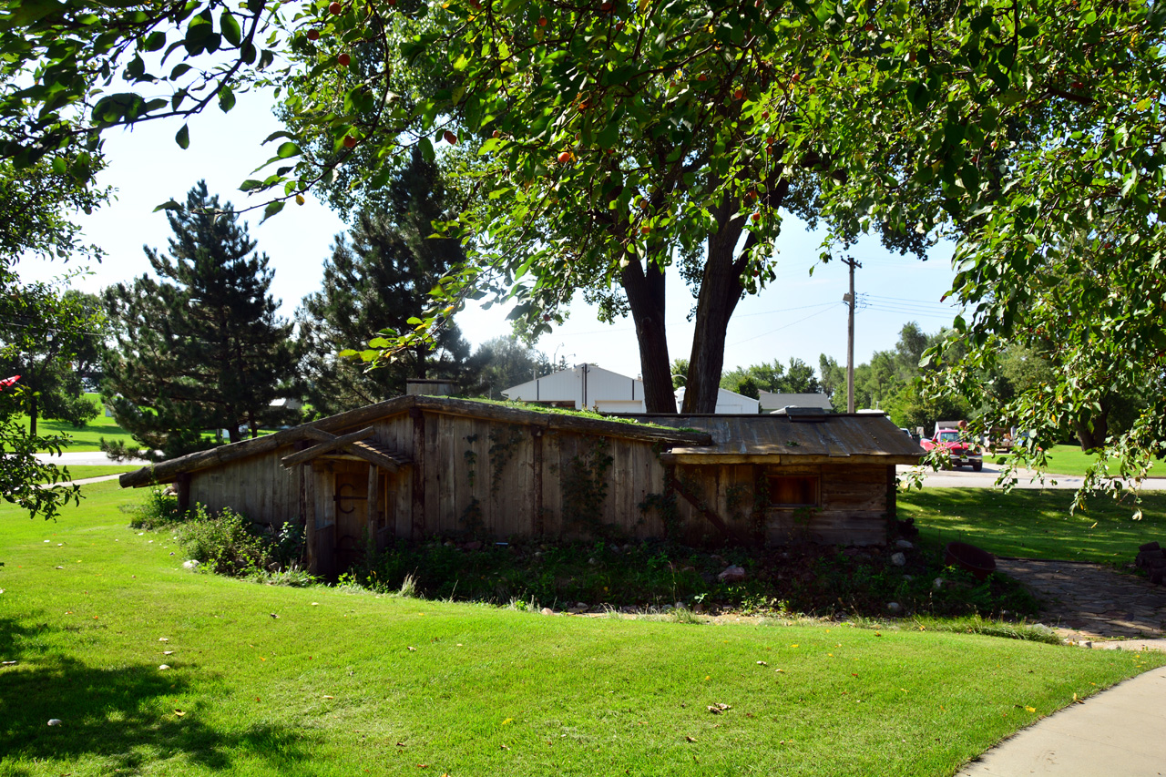 2014-09-03, 010, Viking House, Elk Horn, IA