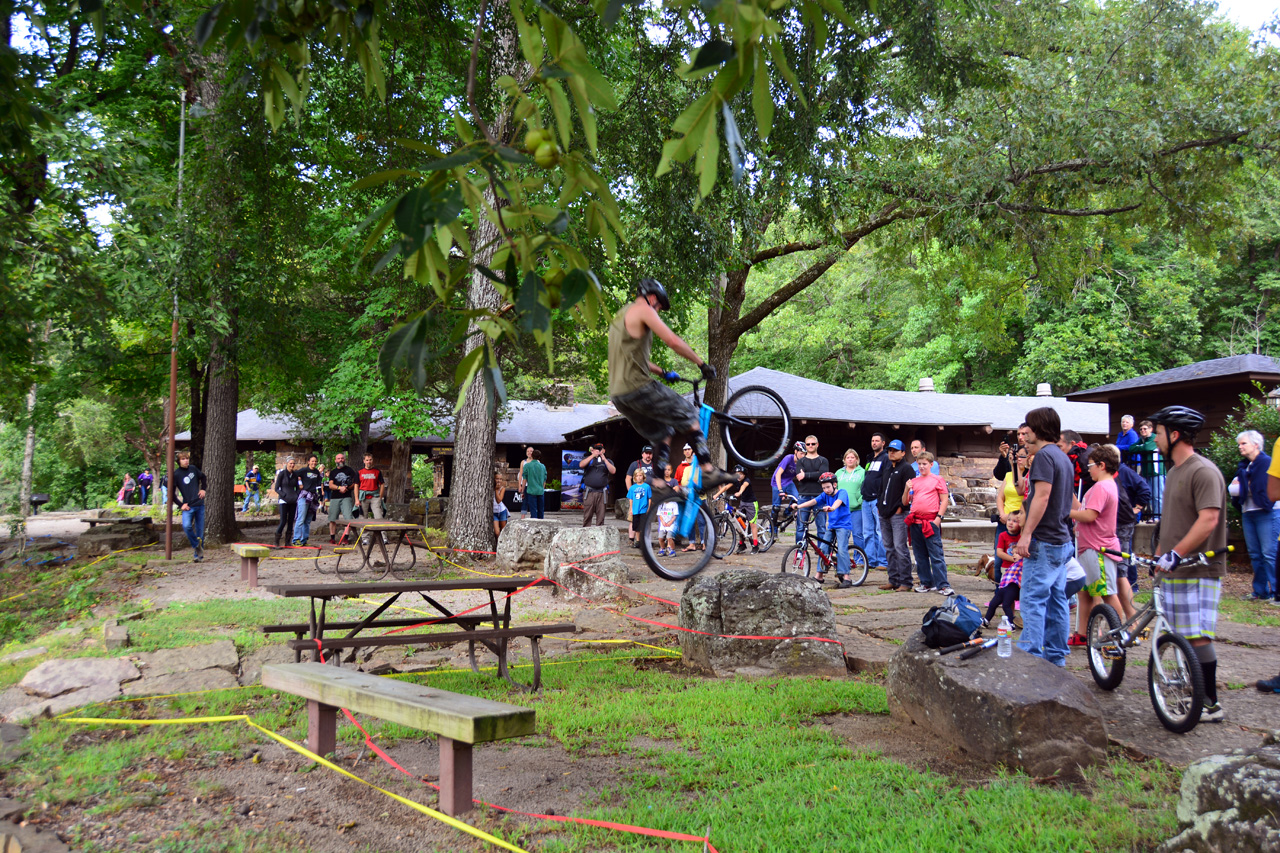 2014-09-13, 032,Jumping over Man Made Objects