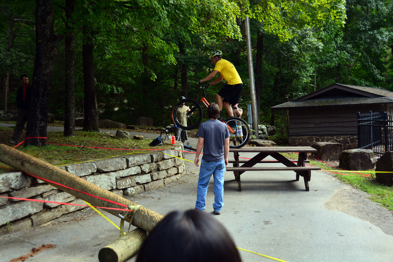 2014-09-13, 098,Jumping over Man Made Objects