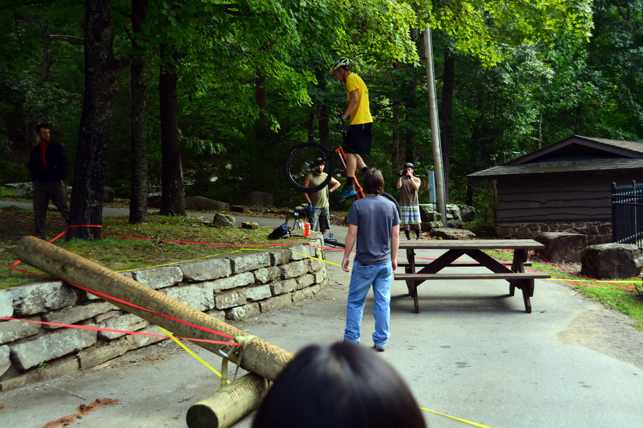 2014-09-13, 099,Jumping over Man Made Objects