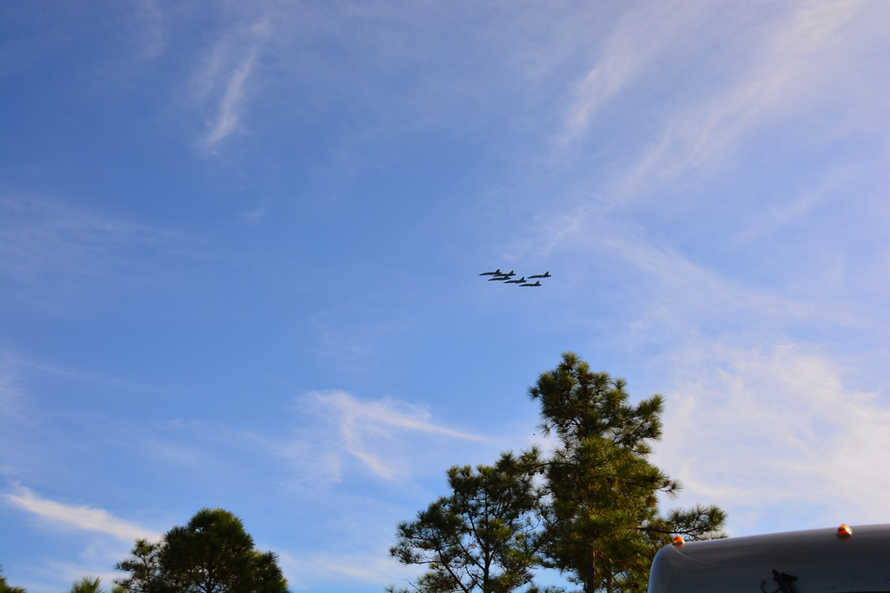 2014-11-07, 013, Blue Angels Practice Overhead