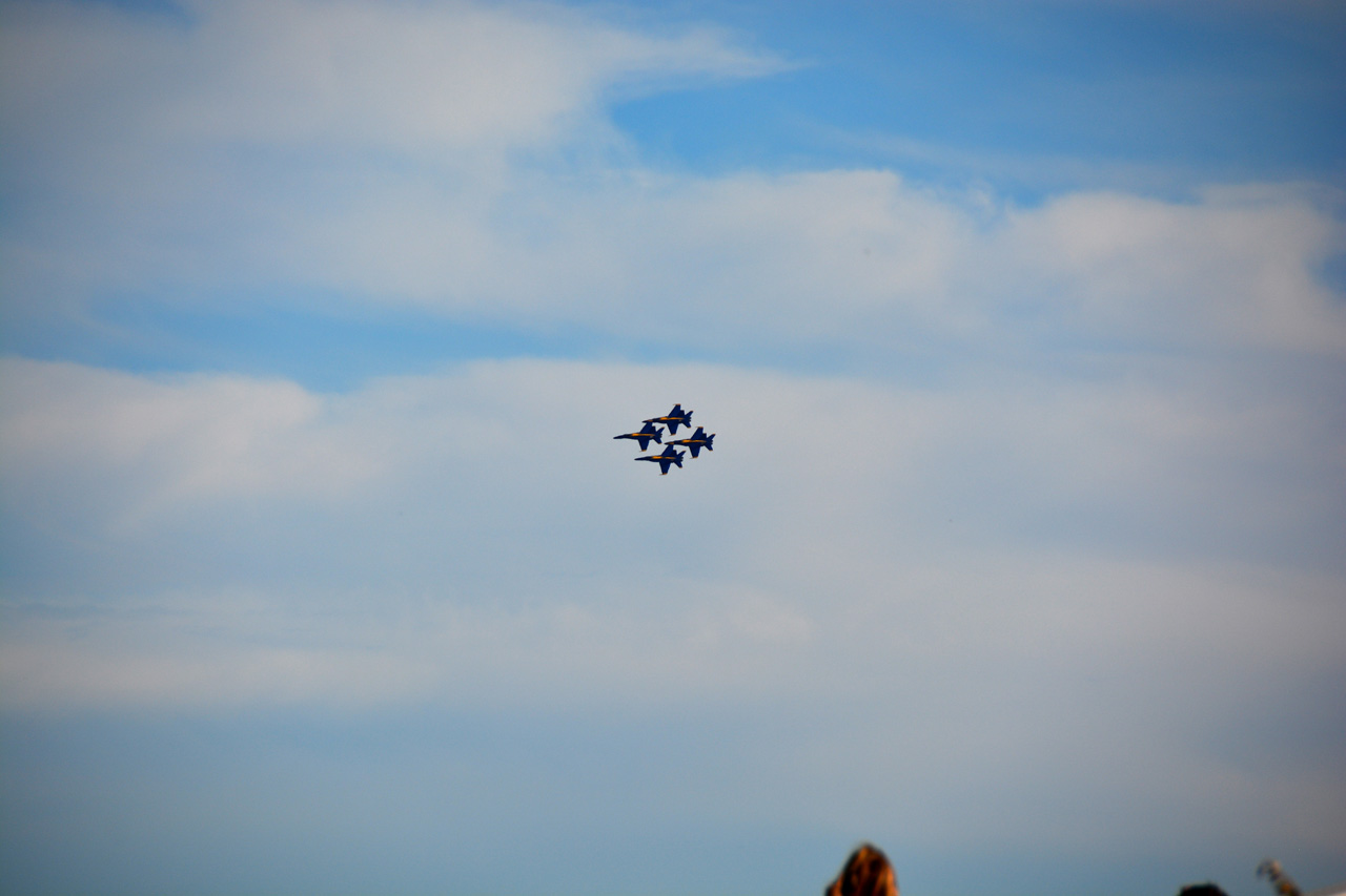 2014-11-09, 014, Blue Angels Overhead