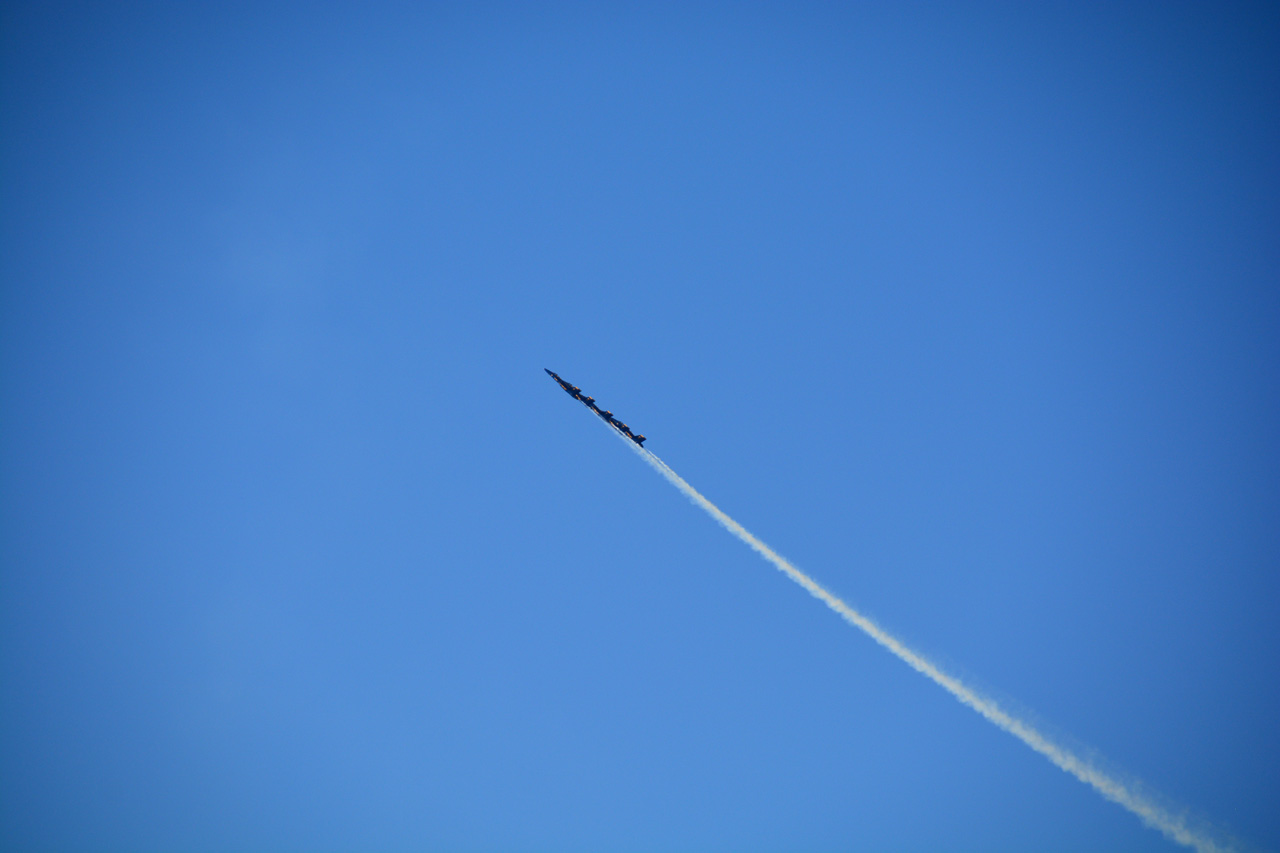 2014-11-09, 031, Blue Angels Overhead
