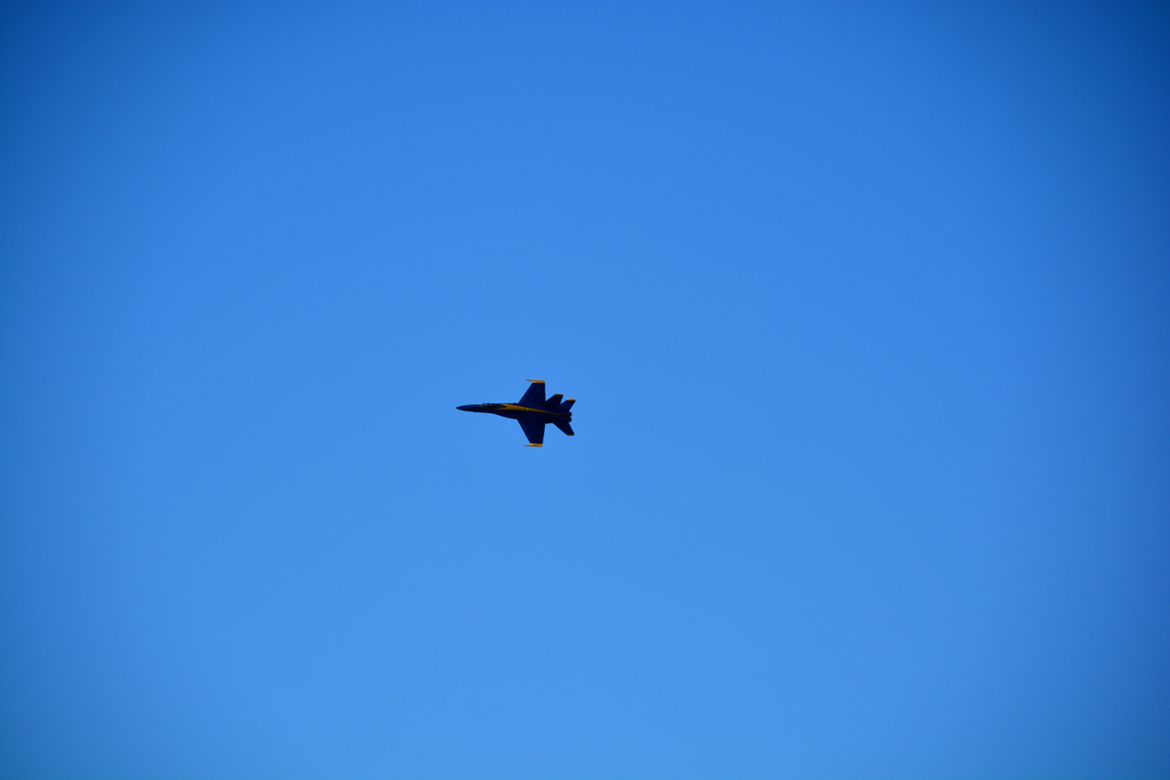 2014-11-09, 054, Blue Angels Overhead