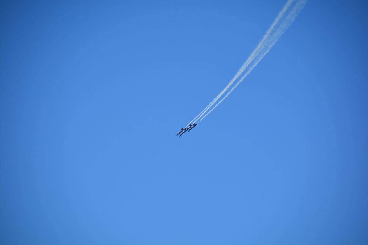 2014-11-09, 057, Blue Angels Overhead