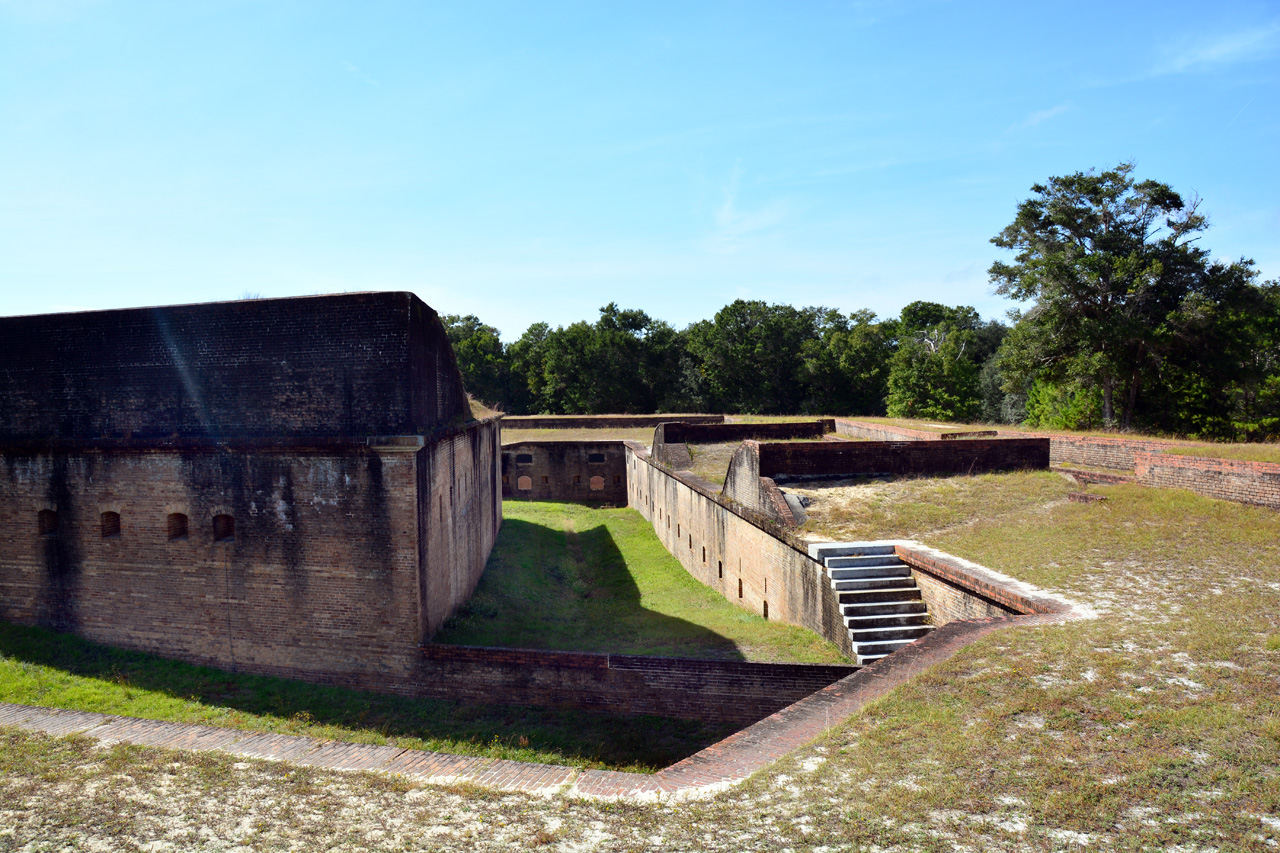 2014-10-05, 014, Advanced Redoubt of Ft Barrancas