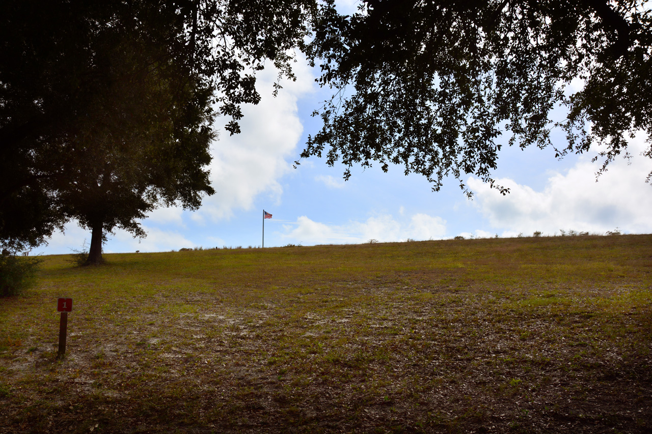 2014-10-05, 022, Glacis, Fort Barrancas