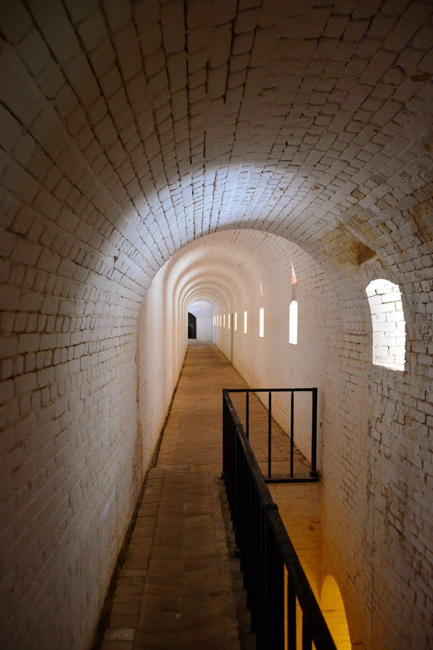 2014-10-05, 043, Counterscarp Gallery, Fort Barrancas