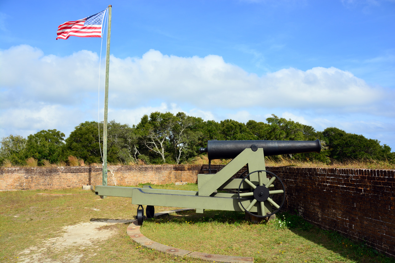 2014-10-05, 046, 24 Pounder, Fort Barrancas