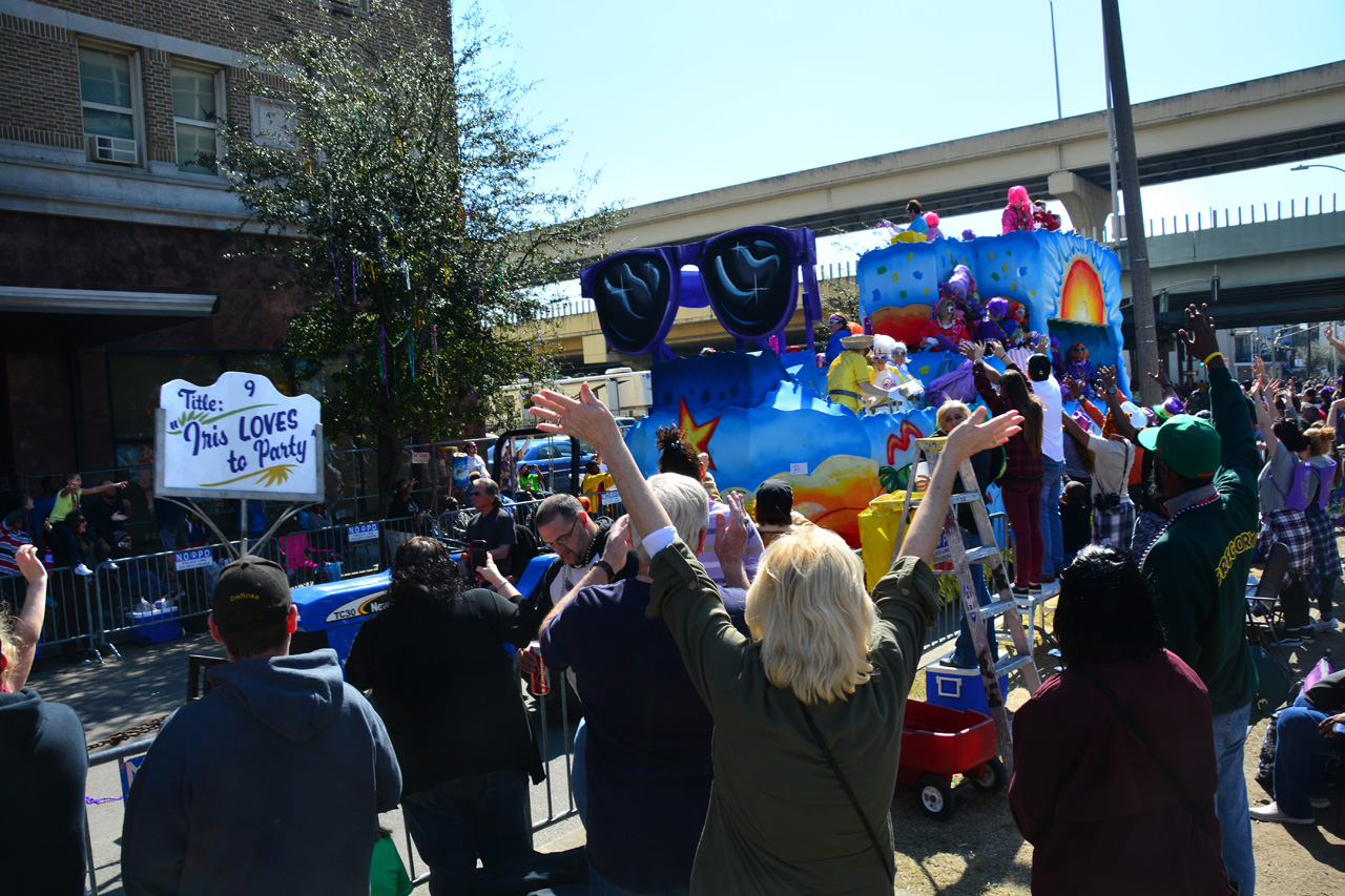 2015-02-14, 023, The Iris Love to Party Parade