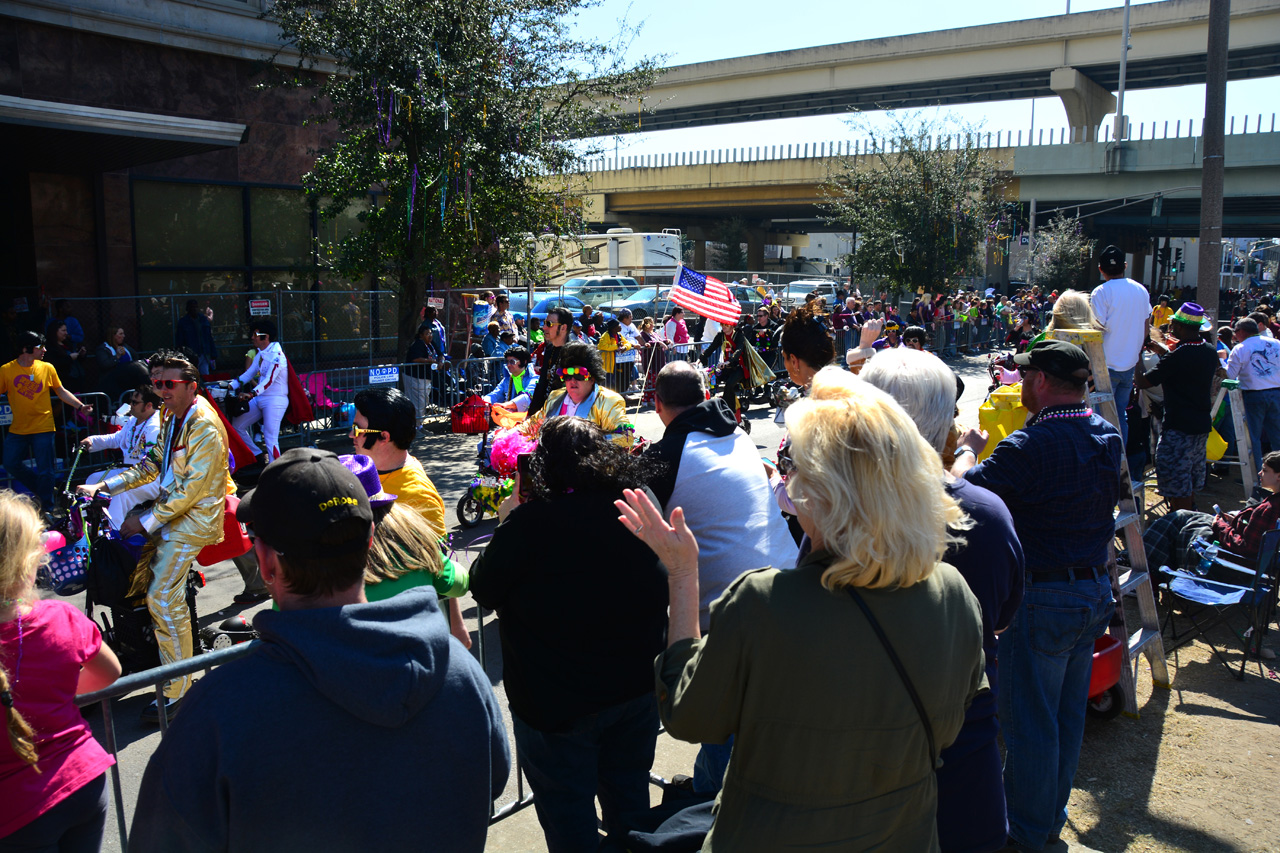 2015-02-14, 026, The Iris Love to Party Parade