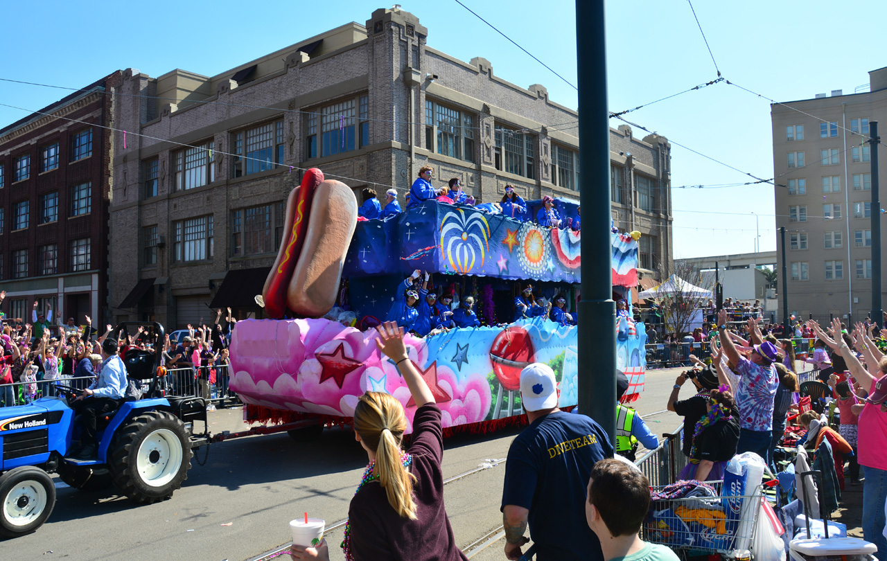 2015-02-14, 074, The Iris Love to Party Parade