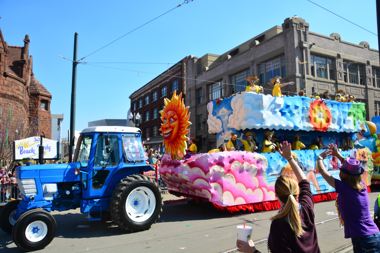 2015-02-14, 095, The Iris Love to Party Parade