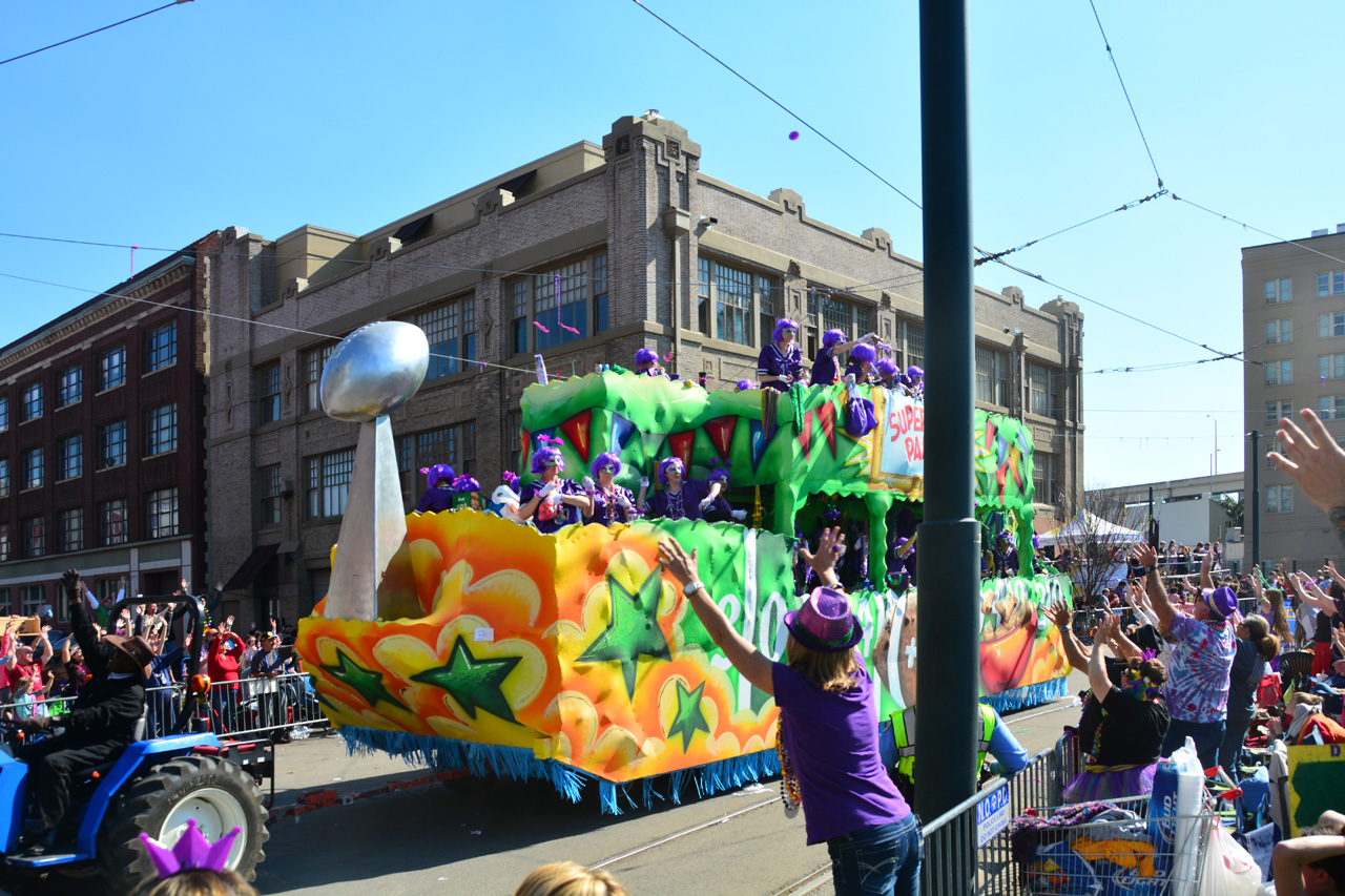 2015-02-14, 101, The Iris Love to Party Parade