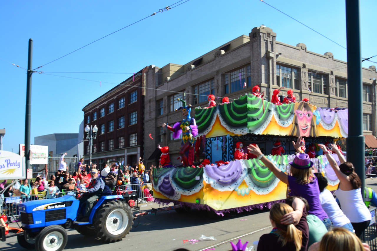 2015-02-14, 119, The Iris Love to Party Parade