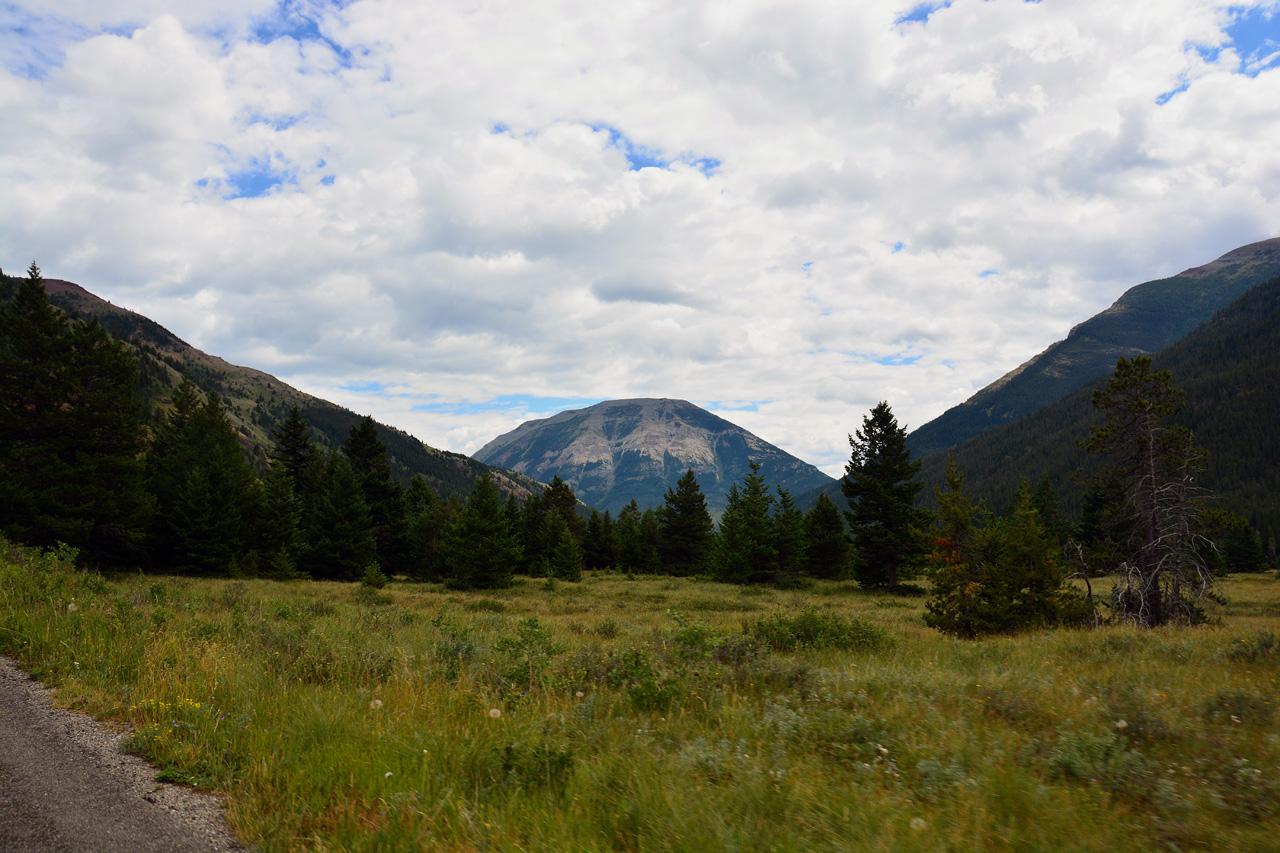 2015-07-19, 041, Waterton Lakes NP, Canada, Along Red Rock Pwy