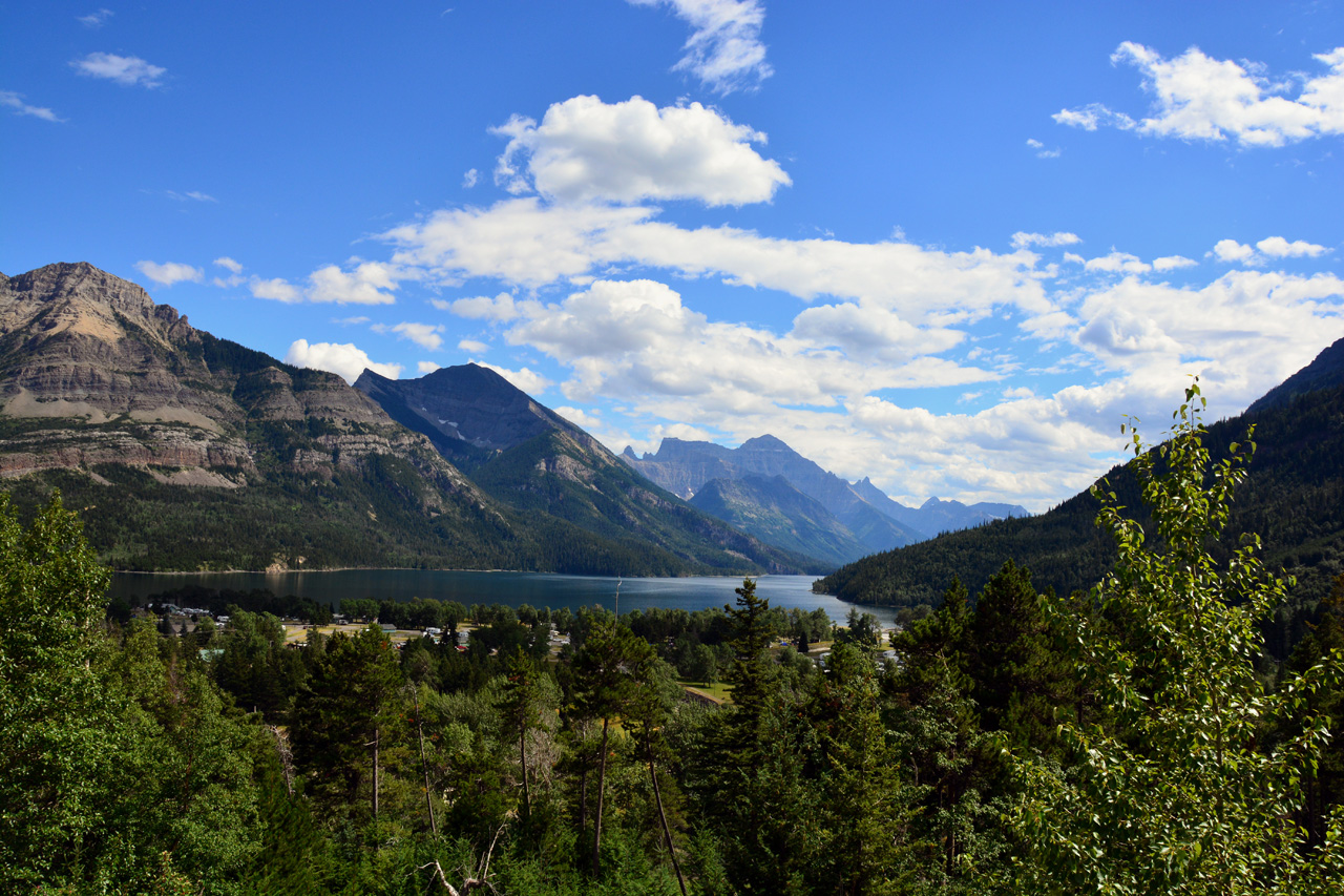 2015-07-19, 082, Waterton Lakes NP, Canada, Water Village